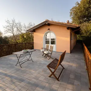Bellandi Alloggio per agriturismo Santa Lucia (Lucca)