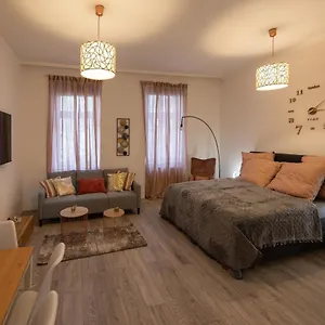 central-apartments-vienna.vienna-besthotels.com/