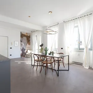 Sant'ambrogio Bright And Stylish Flat Appartamento Milano